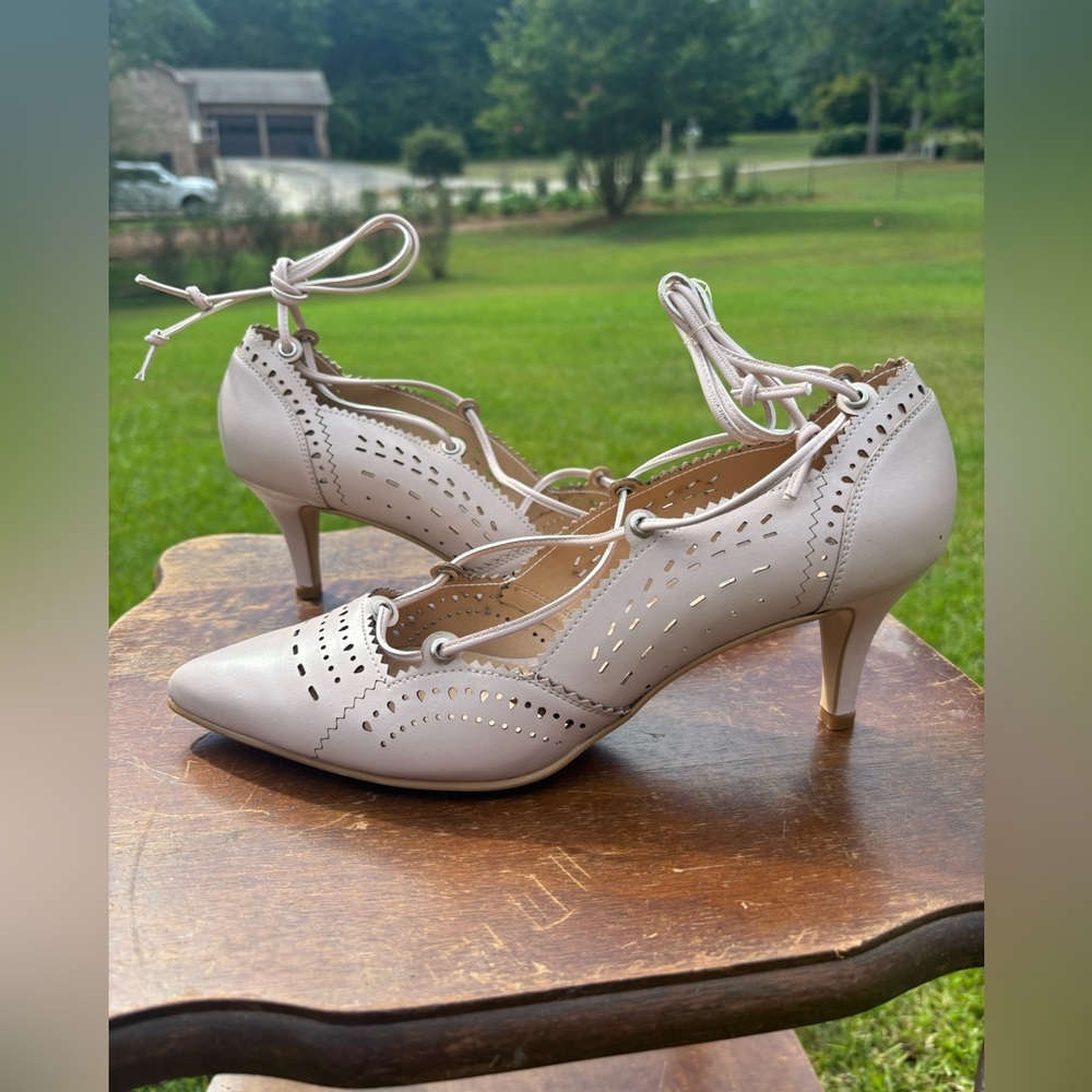 Beautiful beige heels